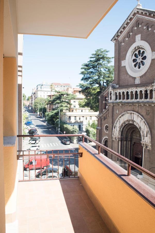 Le Petit Bijou Hotel Рим Екстериор снимка