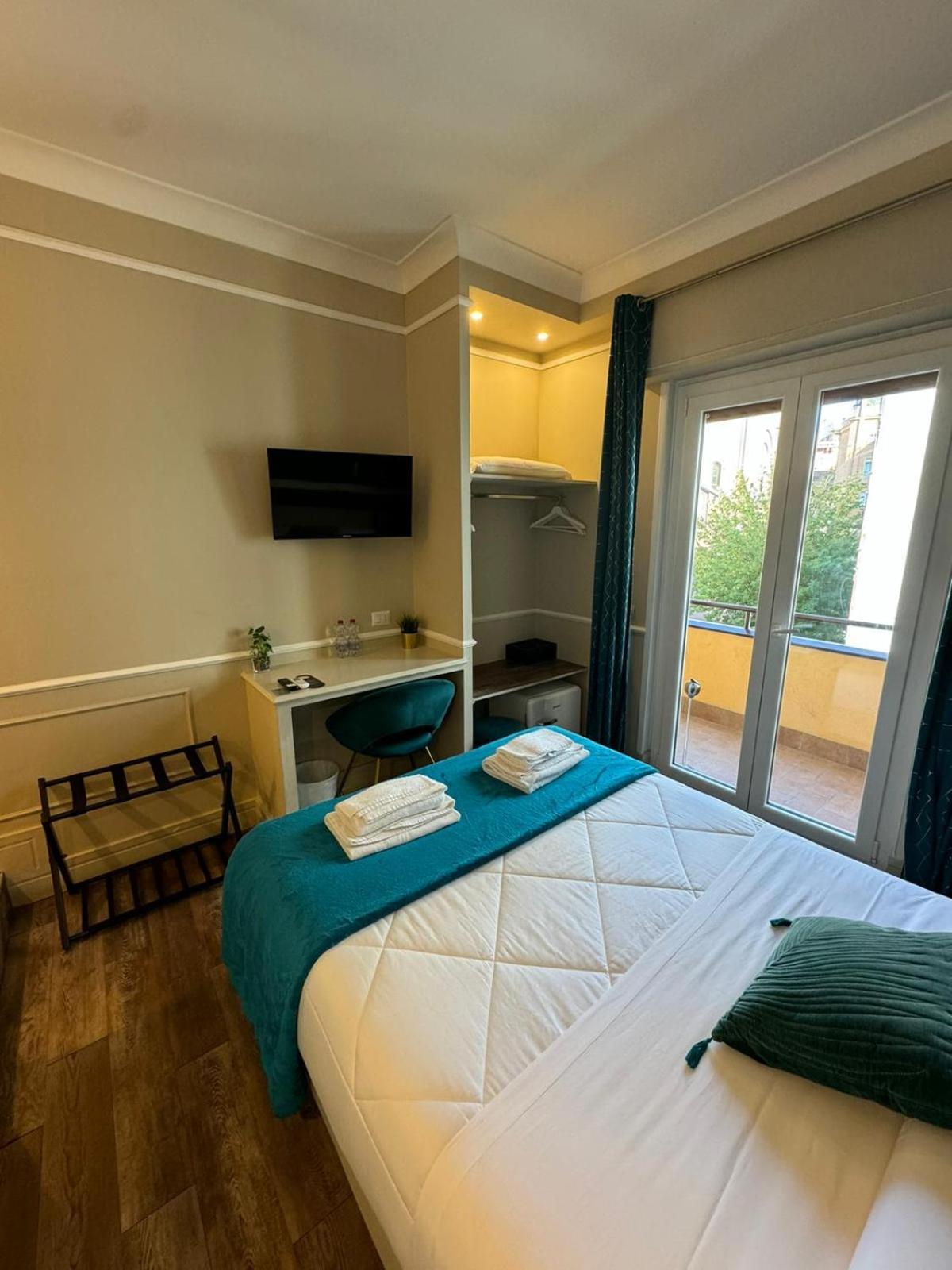 Le Petit Bijou Hotel Рим Екстериор снимка