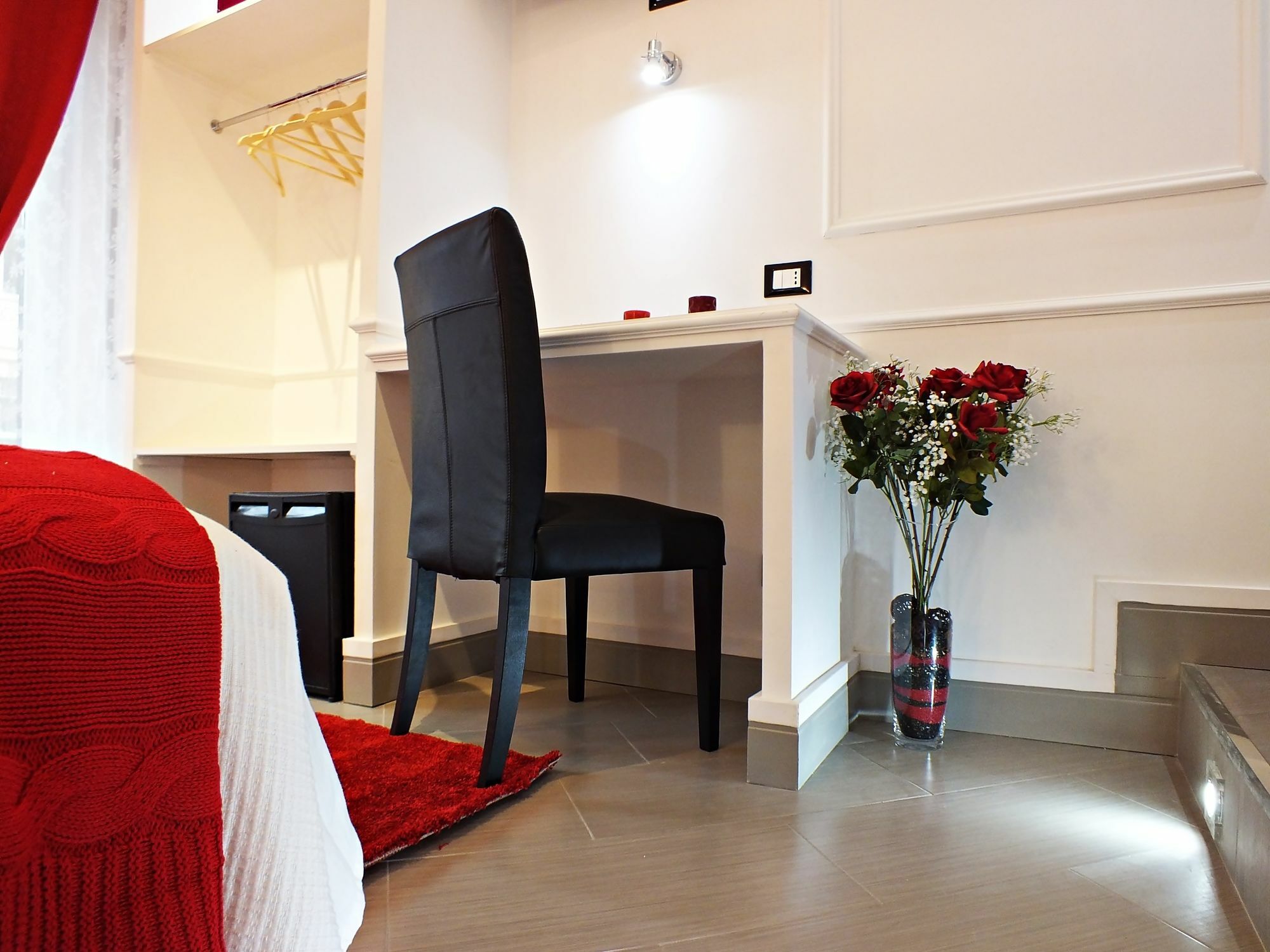 Le Petit Bijou Hotel Рим Екстериор снимка